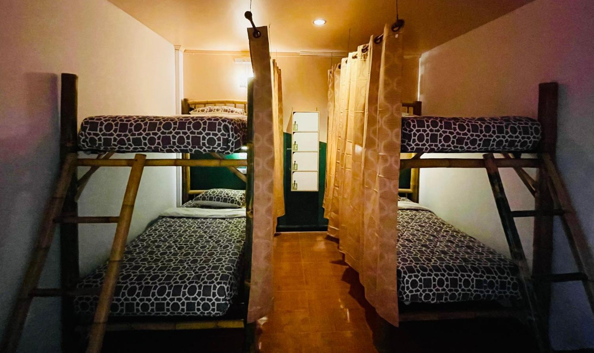 Passion Nai Harn Bed & Breakfast Room photo